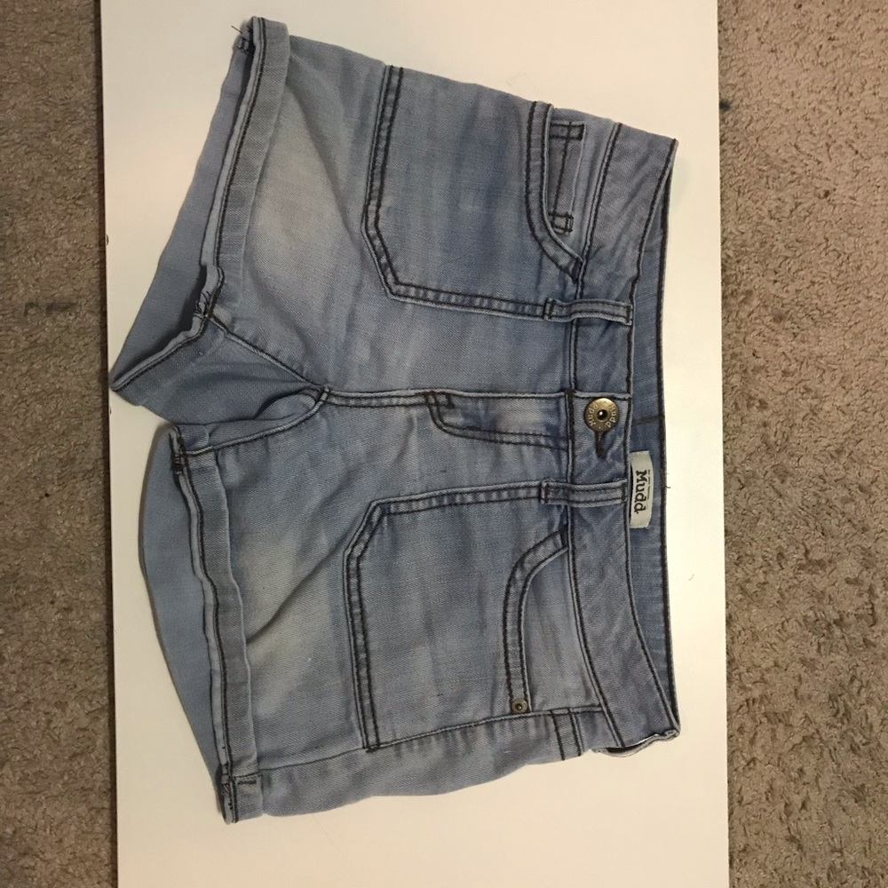 Three For One Deal! Two Tops And A Pair Of Shorts! - image 2